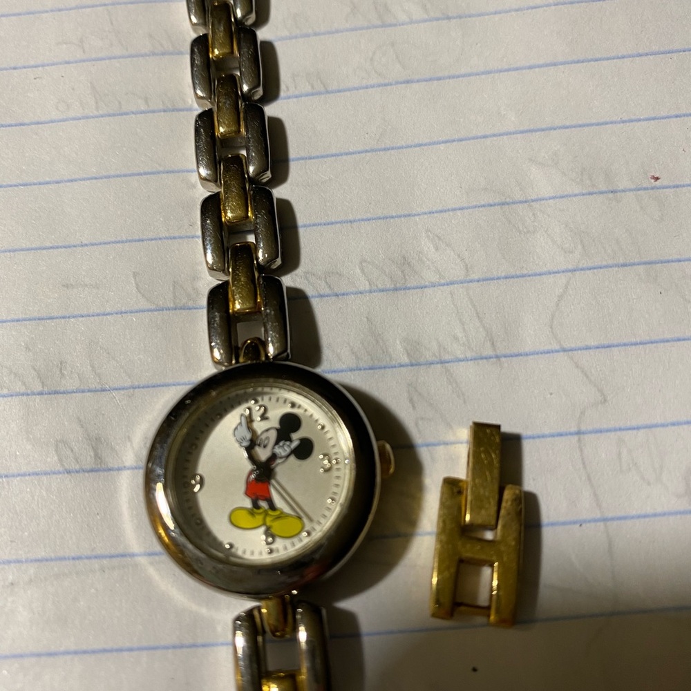 No women’s 2 tone Mickey Mouse Watch